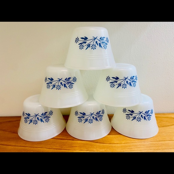 Set of Six Vintage Dynaware Ramekins Cornflower